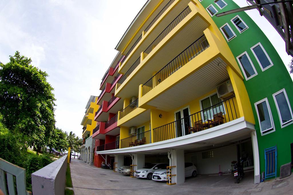 Hotel Coasta Bangsaen Si Racha Exterior foto