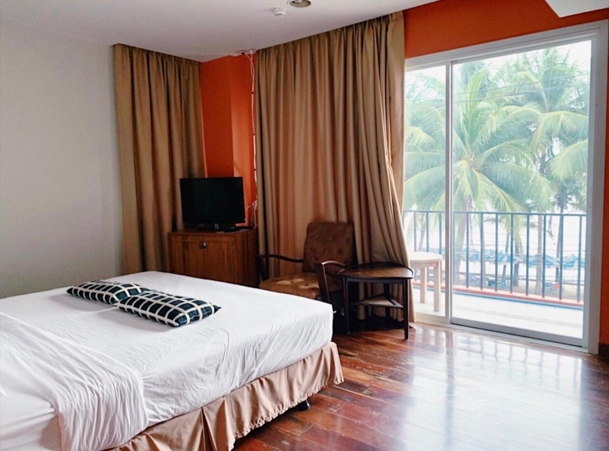 Hotel Coasta Bangsaen Si Racha Exterior foto